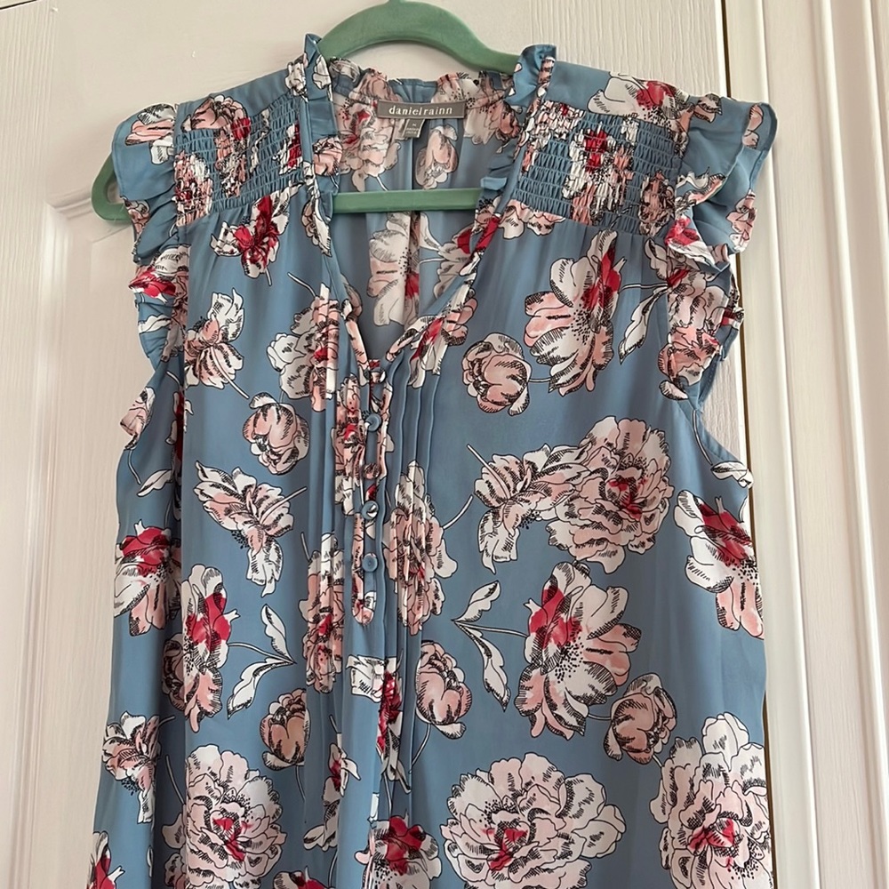 Daniel Rainn floral
